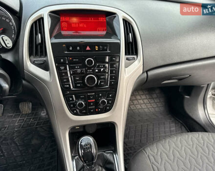 Сірий Опель Астра, об'ємом двигуна 1.7 л та пробігом 250 тис. км за 7300 $, фото 29 на Automoto.ua