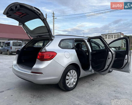 Серый Опель Астра, объемом двигателя 1.7 л и пробегом 264 тыс. км за 7200 $, фото 22 на Automoto.ua