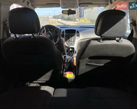 Серый Опель Астра, объемом двигателя 1.69 л и пробегом 212 тыс. км за 7500 $, фото 10 на Automoto.ua