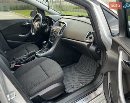 Сірий Опель Астра, об'ємом двигуна 1.7 л та пробігом 256 тис. км за 7300 $, фото 29 на Automoto.ua