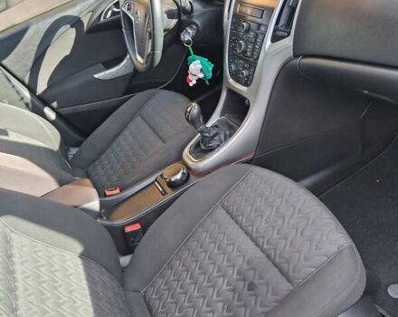 Опель Астра 2013 в Коломые на Automoto.ua Серый Опель Астра, объемом двигателя 1.4 л и пробегом 139 тыс. км за 6800 $, фото 15 на Automoto.ua