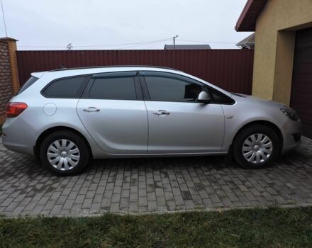 Серый Опель Астра, объемом двигателя 1.7 л и пробегом 391 тыс. км за 7500 $, фото 1 на Automoto.ua