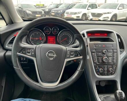 Серый Опель Астра, объемом двигателя 1.7 л и пробегом 330 тыс. км за 5990 $, фото 21 на Automoto.ua