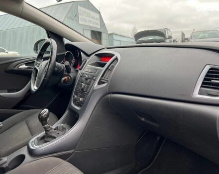 Сірий Опель Астра, об'ємом двигуна 1.7 л та пробігом 330 тис. км за 4000 $, фото 38 на Automoto.ua