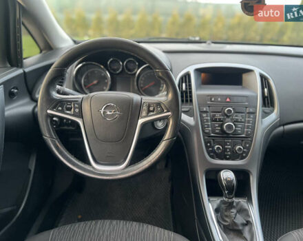 Сірий Опель Астра, об'ємом двигуна 1.7 л та пробігом 256 тис. км за 7300 $, фото 23 на Automoto.ua
