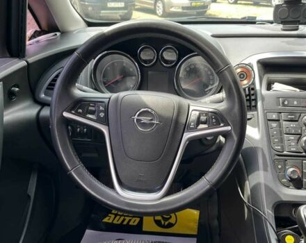 Серый Опель Астра, объемом двигателя 1.7 л и пробегом 197 тыс. км за 7400 $, фото 11 на Automoto.ua