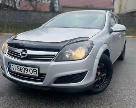 Серый Опель Астра, объемом двигателя 1.6 л и пробегом 235 тыс. км за 6299 $, фото 3 на Automoto.ua