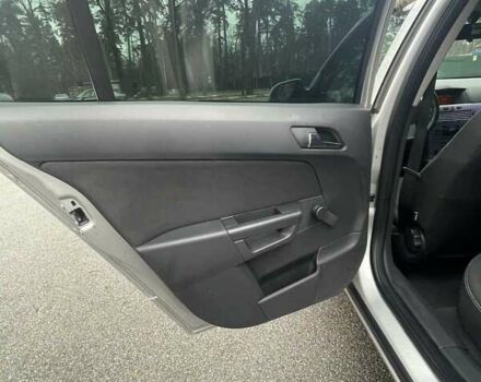 Серый Опель Астра, объемом двигателя 1.6 л и пробегом 235 тыс. км за 6299 $, фото 22 на Automoto.ua