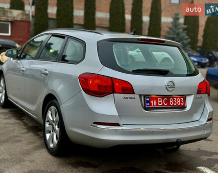 Серый Опель Астра, объемом двигателя 1.6 л и пробегом 204 тыс. км за 7499 $, фото 8 на Automoto.ua