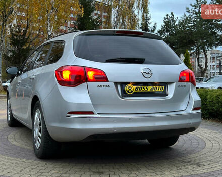 Серый Опель Астра, объемом двигателя 1.69 л и пробегом 270 тыс. км за 8500 $, фото 4 на Automoto.ua