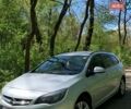 Серый Опель Астра, объемом двигателя 1.7 л и пробегом 247 тыс. км за 7000 $, фото 1 на Automoto.ua