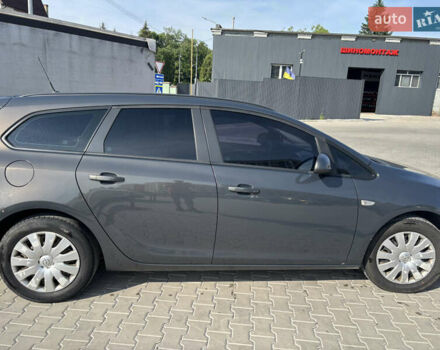 Сірий Опель Астра, об'ємом двигуна 1.7 л та пробігом 230 тис. км за 7500 $, фото 4 на Automoto.ua