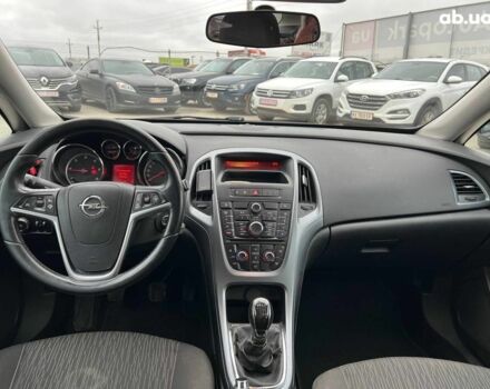 Сірий Опель Астра, об'ємом двигуна 1.7 л та пробігом 330 тис. км за 4000 $, фото 35 на Automoto.ua