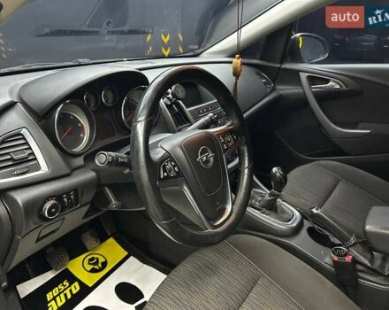 Серый Опель Астра, объемом двигателя 1.69 л и пробегом 275 тыс. км за 6600 $, фото 7 на Automoto.ua