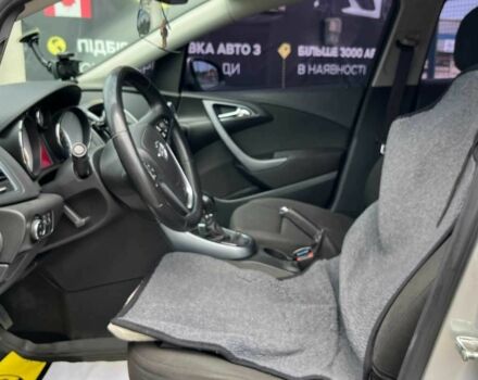 Серый Опель Астра, объемом двигателя 1.7 л и пробегом 197 тыс. км за 7400 $, фото 5 на Automoto.ua