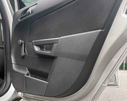 Серый Опель Астра, объемом двигателя 1.6 л и пробегом 235 тыс. км за 6299 $, фото 28 на Automoto.ua