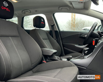 Серый Опель Астра, объемом двигателя 2 л и пробегом 233 тыс. км за 8999 $, фото 8 на Automoto.ua