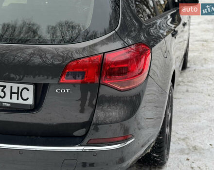 Серый Опель Астра, объемом двигателя 1.7 л и пробегом 263 тыс. км за 6700 $, фото 12 на Automoto.ua