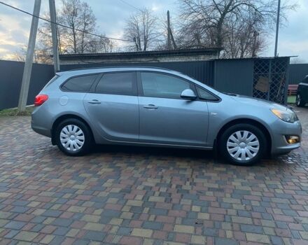 Серый Опель Астра, объемом двигателя 1.7 л и пробегом 320 тыс. км за 6700 $, фото 3 на Automoto.ua