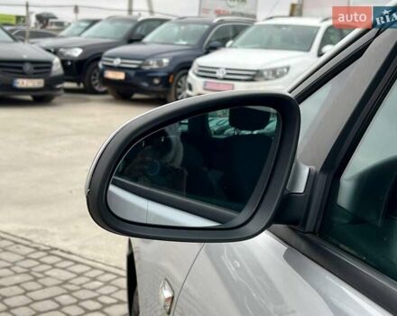 Серый Опель Астра, объемом двигателя 1.7 л и пробегом 330 тыс. км за 4000 $, фото 13 на Automoto.ua