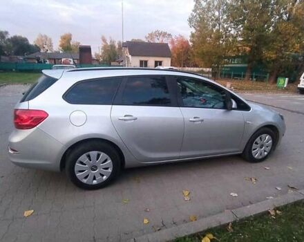 Серый Опель Астра, объемом двигателя 1.7 л и пробегом 207 тыс. км за 7200 $, фото 2 на Automoto.ua