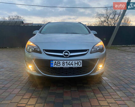 Серый Опель Астра, объемом двигателя 1.7 л и пробегом 320 тыс. км за 6700 $, фото 5 на Automoto.ua