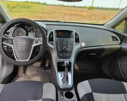 Серый Опель Астра, объемом двигателя 2 л и пробегом 288 тыс. км за 7600 $, фото 11 на Automoto.ua