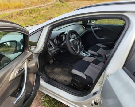 Серый Опель Астра, объемом двигателя 2 л и пробегом 288 тыс. км за 7600 $, фото 7 на Automoto.ua