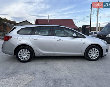 Серый Опель Астра, объемом двигателя 1.7 л и пробегом 264 тыс. км за 7200 $, фото 5 на Automoto.ua