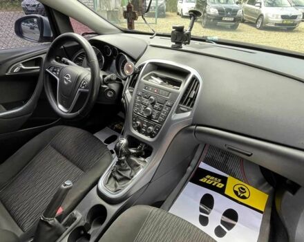 Серый Опель Астра, объемом двигателя 1.7 л и пробегом 197 тыс. км за 7400 $, фото 15 на Automoto.ua