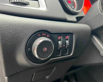 Серый Опель Астра, объемом двигателя 1.7 л и пробегом 330 тыс. км за 5990 $, фото 19 на Automoto.ua