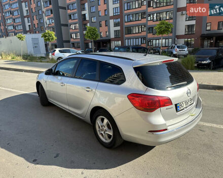 Серый Опель Астра, объемом двигателя 1.69 л и пробегом 212 тыс. км за 7500 $, фото 3 на Automoto.ua