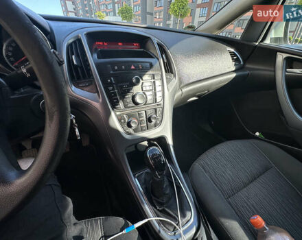 Серый Опель Астра, объемом двигателя 1.69 л и пробегом 212 тыс. км за 7500 $, фото 17 на Automoto.ua