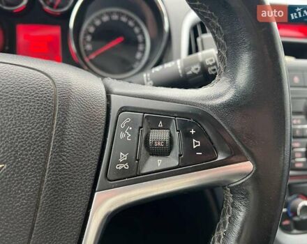 Серый Опель Астра, объемом двигателя 1.7 л и пробегом 330 тыс. км за 4000 $, фото 22 на Automoto.ua