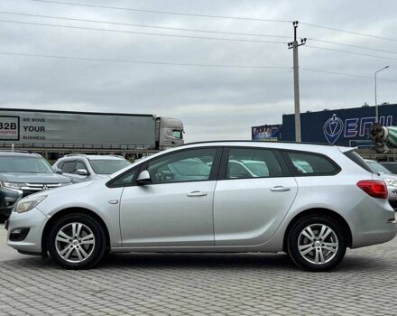 Серый Опель Астра, объемом двигателя 1.7 л и пробегом 330 тыс. км за 5990 $, фото 4 на Automoto.ua