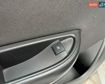 Серый Опель Астра, объемом двигателя 1.7 л и пробегом 330 тыс. км за 4000 $, фото 33 на Automoto.ua