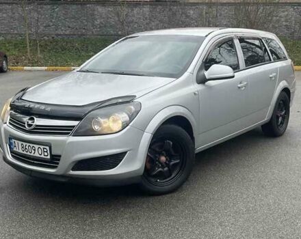 Серый Опель Астра, объемом двигателя 1.6 л и пробегом 235 тыс. км за 6299 $, фото 1 на Automoto.ua