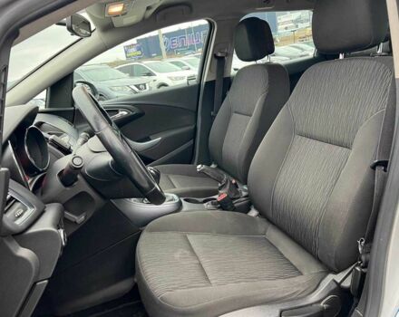 Серый Опель Астра, объемом двигателя 1.7 л и пробегом 330 тыс. км за 5990 $, фото 17 на Automoto.ua