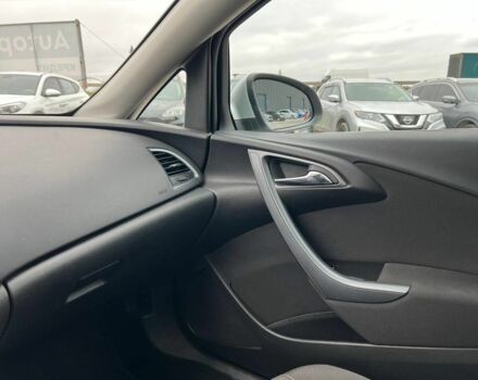 Сірий Опель Астра, об'ємом двигуна 1.7 л та пробігом 330 тис. км за 4000 $, фото 31 на Automoto.ua