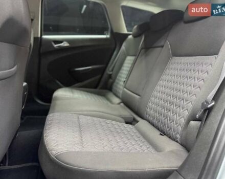 Серый Опель Астра, объемом двигателя 1.7 л и пробегом 208 тыс. км за 8800 $, фото 15 на Automoto.ua