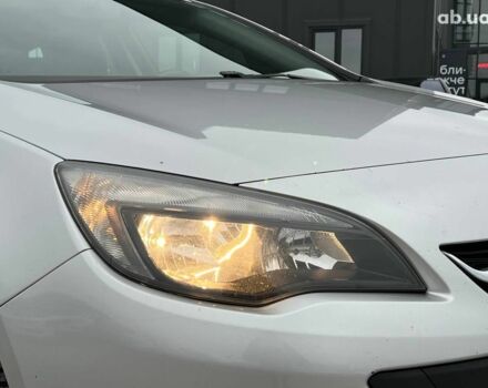 Сірий Опель Астра, об'ємом двигуна 1.7 л та пробігом 330 тис. км за 4000 $, фото 12 на Automoto.ua