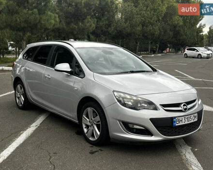 Опель Астра 2013 в Одессе на Automoto.ua Серый Опель Астра, объемом двигателя 1.69 л и пробегом 193 тыс. км за 7200 $, фото 4 на Automoto.ua