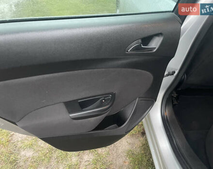 Сірий Опель Астра, об'ємом двигуна 1.69 л та пробігом 239 тис. км за 5500 $, фото 27 на Automoto.ua