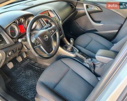 Опель Астра 2014 в Бориславе на Automoto.ua Серый Опель Астра, объемом двигателя 1.7 л и пробегом 238 тыс. км за 7300 $, фото 64 на Automoto.ua