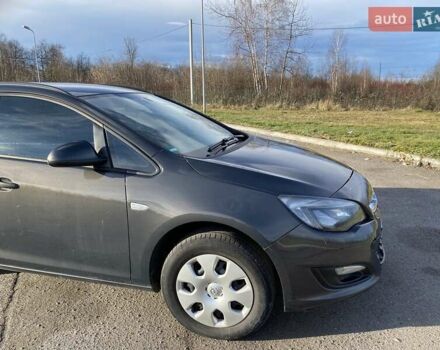 Серый Опель Астра, объемом двигателя 1.7 л и пробегом 250 тыс. км за 7100 $, фото 5 на Automoto.ua