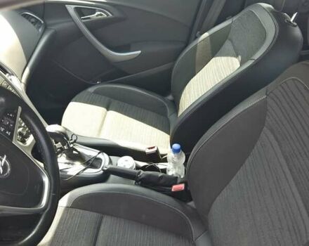 Серый Опель Астра, объемом двигателя 1.96 л и пробегом 307 тыс. км за 7300 $, фото 3 на Automoto.ua