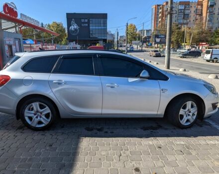 Серый Опель Астра, объемом двигателя 1.7 л и пробегом 170 тыс. км за 8900 $, фото 7 на Automoto.ua