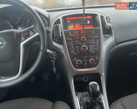 Серый Опель Астра, объемом двигателя 1.69 л и пробегом 239 тыс. км за 5700 $, фото 30 на Automoto.ua