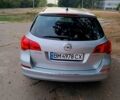 Серый Опель Астра, объемом двигателя 1.7 л и пробегом 243 тыс. км за 8600 $, фото 4 на Automoto.ua