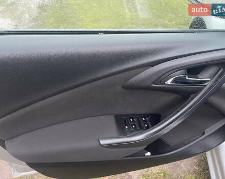 Серый Опель Астра, объемом двигателя 1.69 л и пробегом 239 тыс. км за 5700 $, фото 28 на Automoto.ua